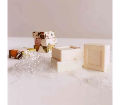 Red Roses Soap 3.5 Oz. 100g