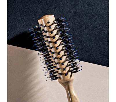 The Blow-Dry Brush N°2