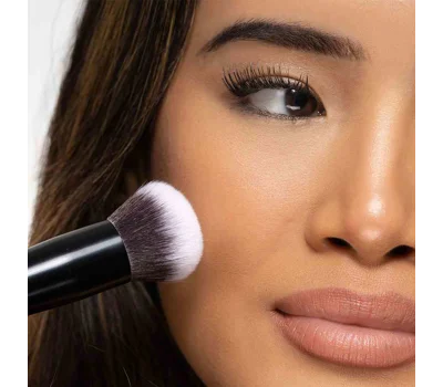 No. 3 Multi-Tasking Brush