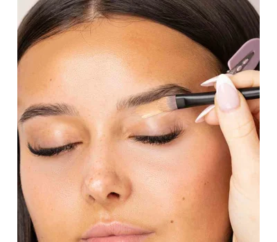 No. 18 Flat Eye Brush