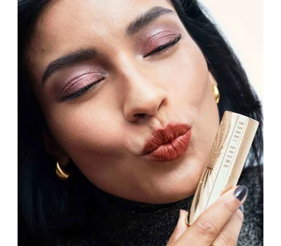 Limited-Edition Holiday Luxe Lipstick
