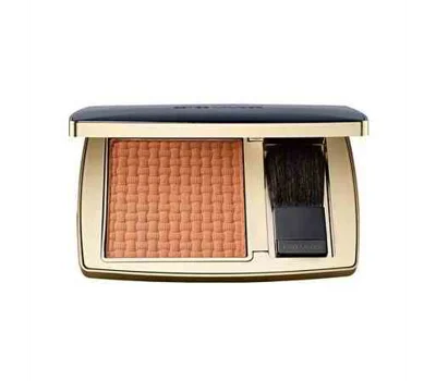The Sculpting Blush Powder