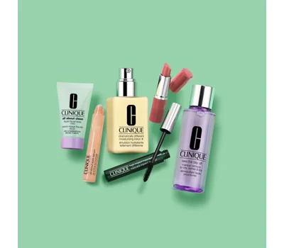 Clinique Daily Essentials Skincare + Makeup Gift Set