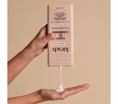 KITSCH SMOOTHING CASTOR OIL CONDITIONER