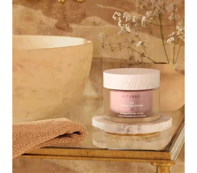 The Ritual of Sakura Whipped Body Cream 220ml