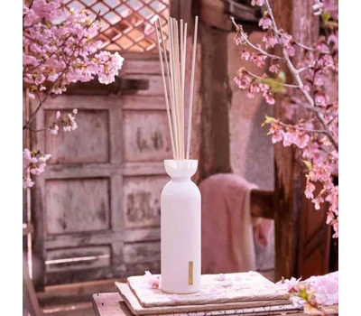 The Ritual of Sakura Fragrance Sticks 250ml