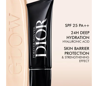 Dior Forever Skin Veil Makeup base - Glow finish and 24h hydration, SPF 25 PA++