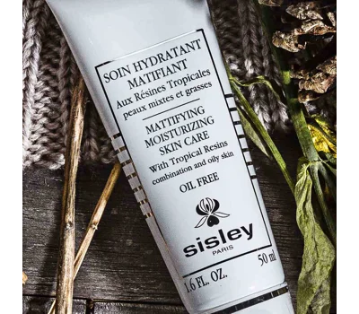 Mattifying Moisturising Skin Care With Tropical Resins 50ml