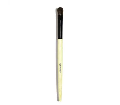 Compact Shaping And Smudging Eyeshadow Brush