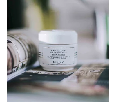 Velvet Nourishing Cream With Saffron Flowers 50ml