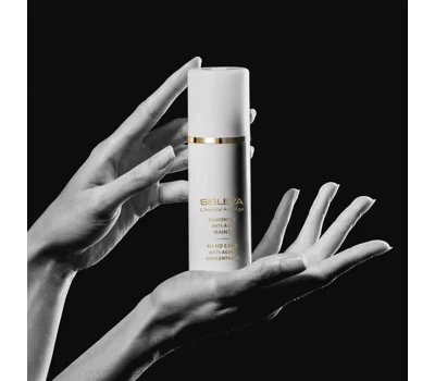 Sisleÿa L'IntéGral Anti-Âge Hand Care Anti-Aging Cream 75ml