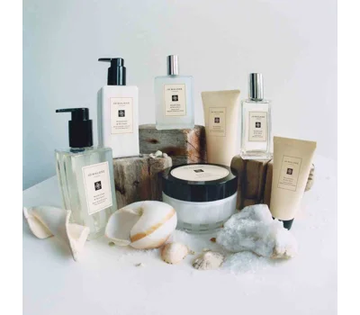 Wood Sage & Sea Salt Exfoliating Shower Gel