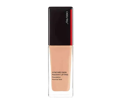 Synchro Skin Radiant Lifting Foundation